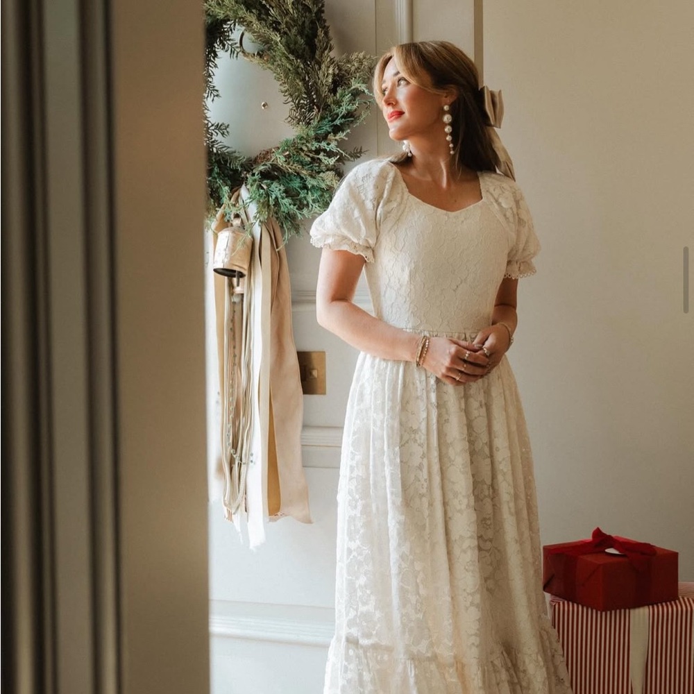 Ivy City Co Lace White Dress